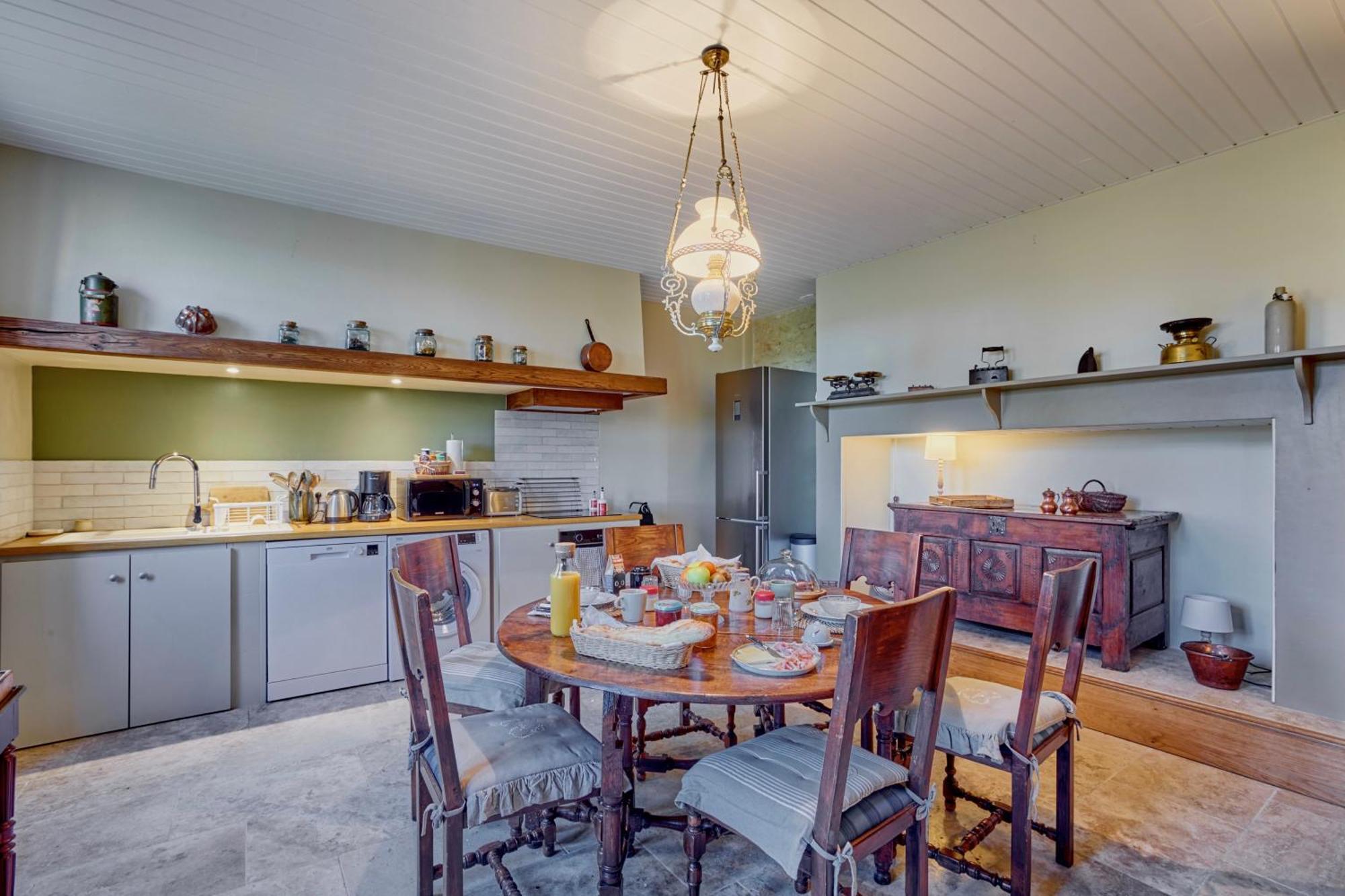 Chambres D'Hotes De Charme Avec Piscine - Le Clos Boissiere Valence-sur-Baïse Kültér fotó